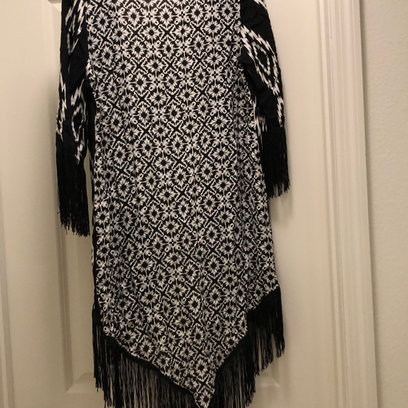 Cardigan - Picture 2 of 3